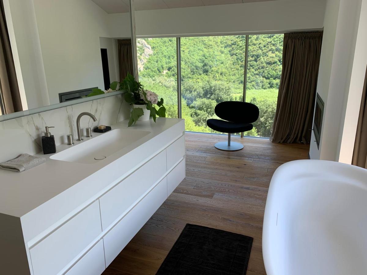 La Forestale Luxury Ecolodge - La Suite Royale Acqualagna Exterior foto